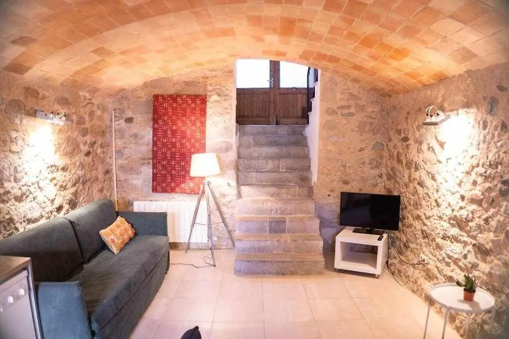 Apartamento Baños Arabes con jardín Gerona España